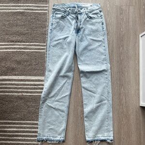 Straight Leg Harlow Jean